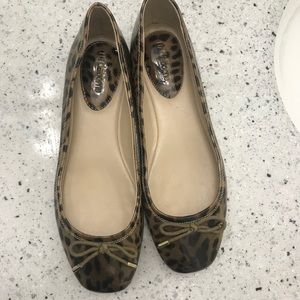 Liz Claiborne Leopard Ballet Flats